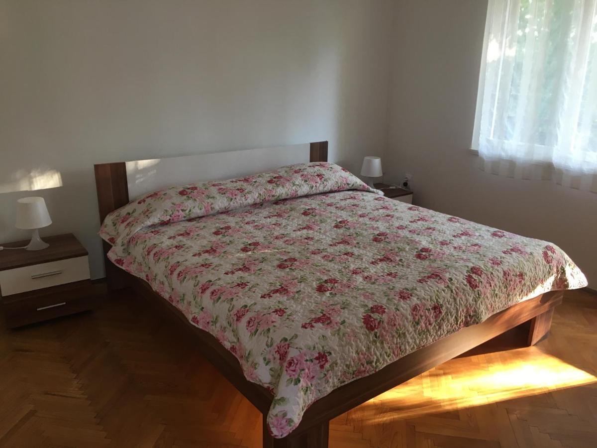 Apartman Kora 奈维斯 外观 照片