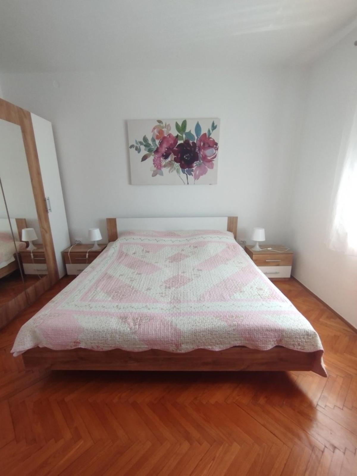 Apartman Kora 奈维斯 外观 照片
