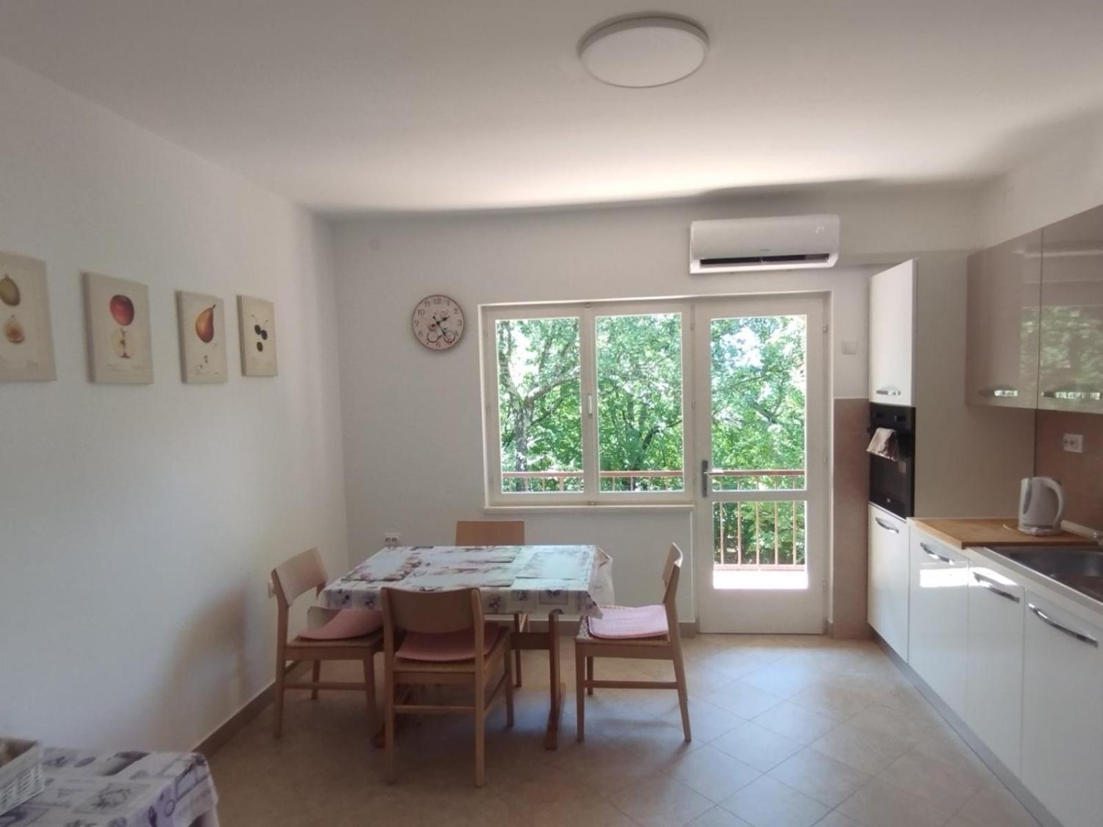Apartman Kora 奈维斯 外观 照片