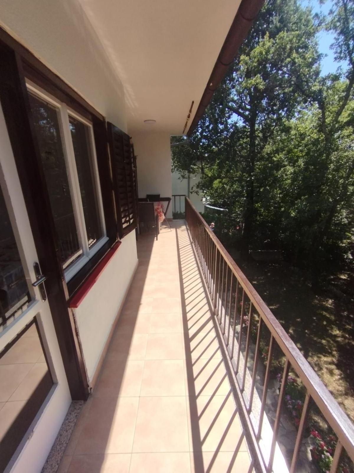 Apartman Kora 奈维斯 外观 照片